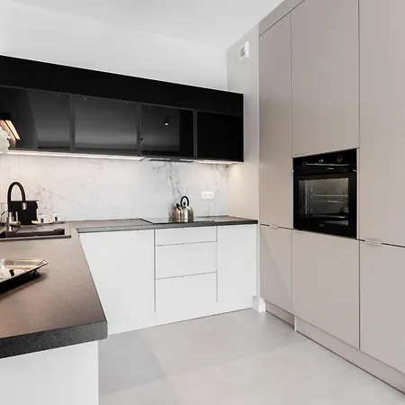 Hotel Biznes By Shausha Garden1 Gliwice